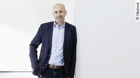 Oliver Jakobi Oliver Jakobi