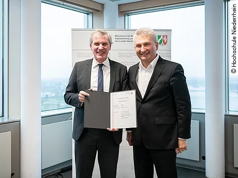 Förderbescheid HS Niederrhein Förderbescheid HS Niederrhein