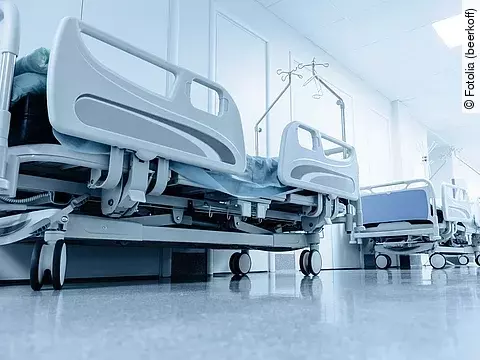 Krankenhausbetten
