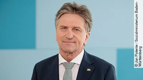 Manne Lucha Manne Lucha