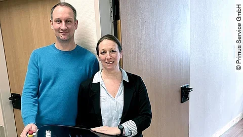 Service-Roboter Jeeves Service-Roboter Jeeves