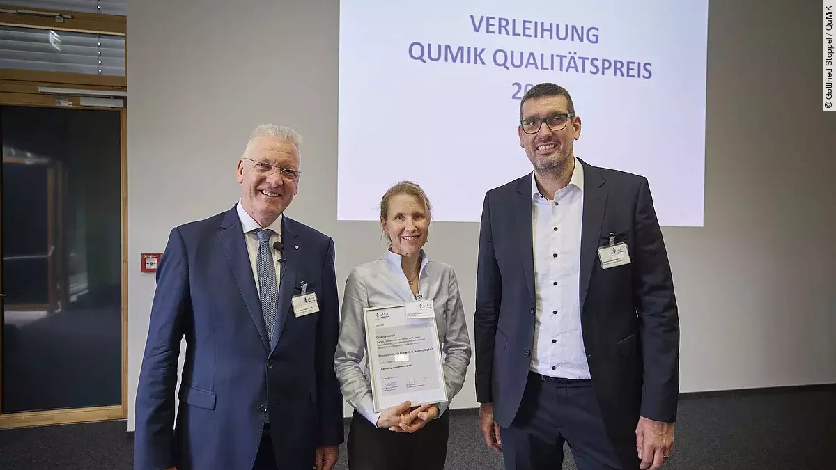 Auszeichnung für den Sonderpreis „Umwelt und Nachhaltigkeit“ Auszeichnung für den Sonderpreis „Umwelt und Nachhaltigkeit“