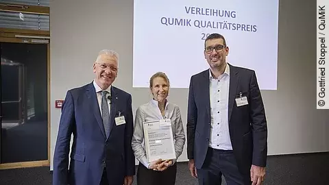 Auszeichnung für den Sonderpreis „Umwelt und Nachhaltigkeit“ Auszeichnung für den Sonderpreis „Umwelt und Nachhaltigkeit“