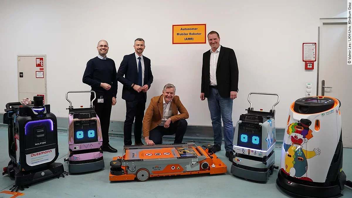 Innovative Roboter am LKH-Univ. Klinikum Graz Innovative Roboter am LKH-Univ. Klinikum Graz