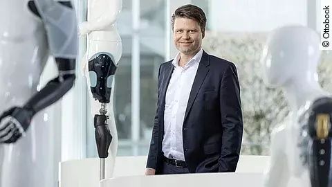 Dr. Arne Kreitz Dr. Arne Kreitz