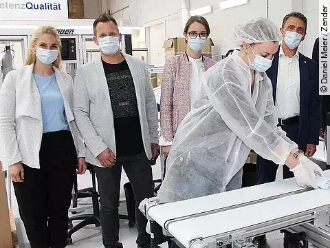 Maskenproduktion Zender