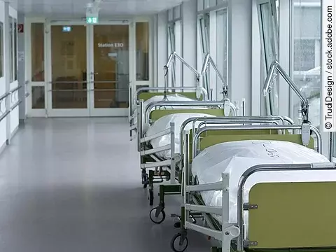 Klinikbetten