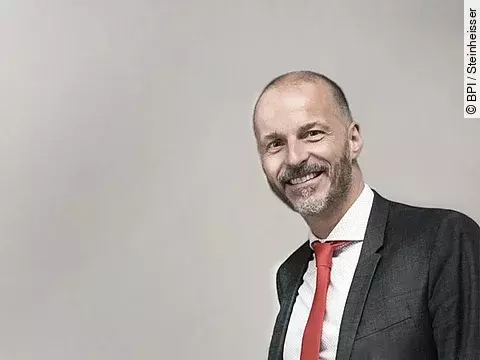 Dr. Kai Joachimsen Dr. Kai Joachimsen